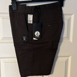 VOLOM SKATEBOARD 🛹 SHORTS